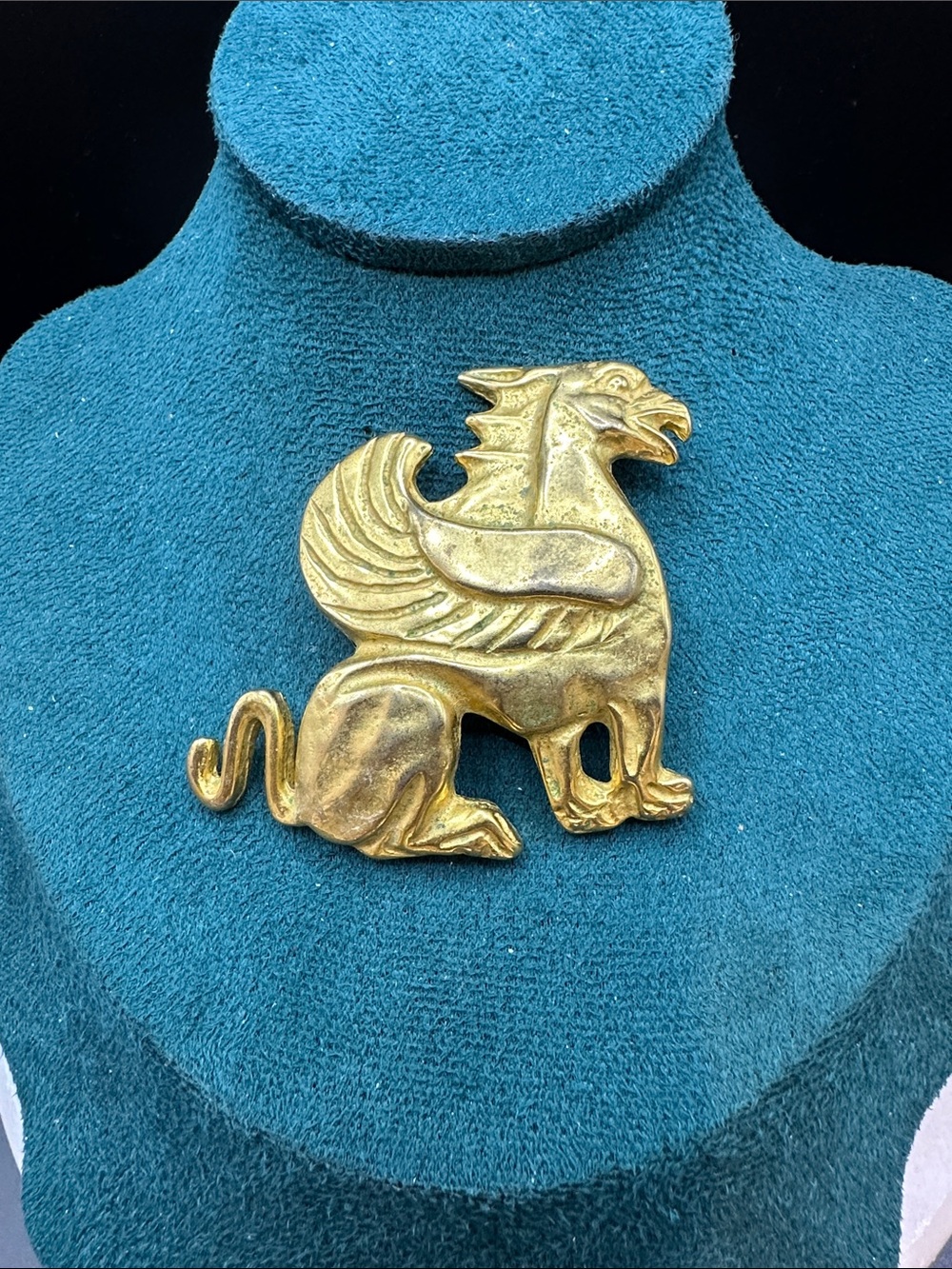 Metropolitan Museum Of Art (MMA) Gold Griffin Brooch Pendant - Picture 1 of 10